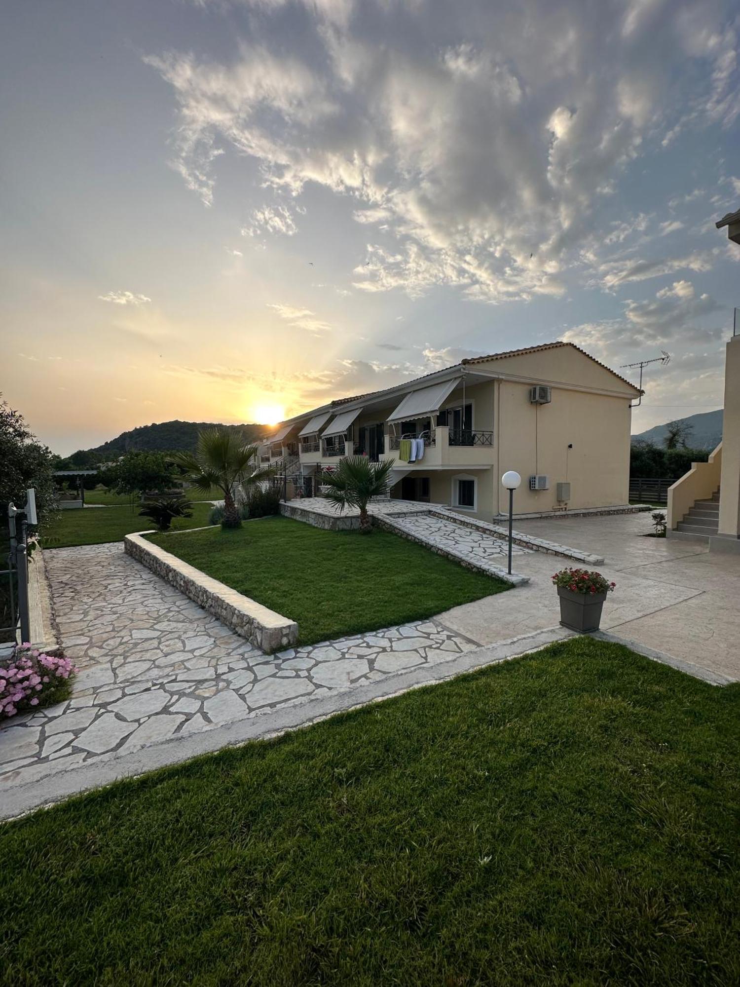 Apartments Villa Rania Пердика Экстерьер фото